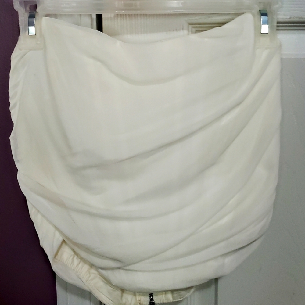 Strapless crop top